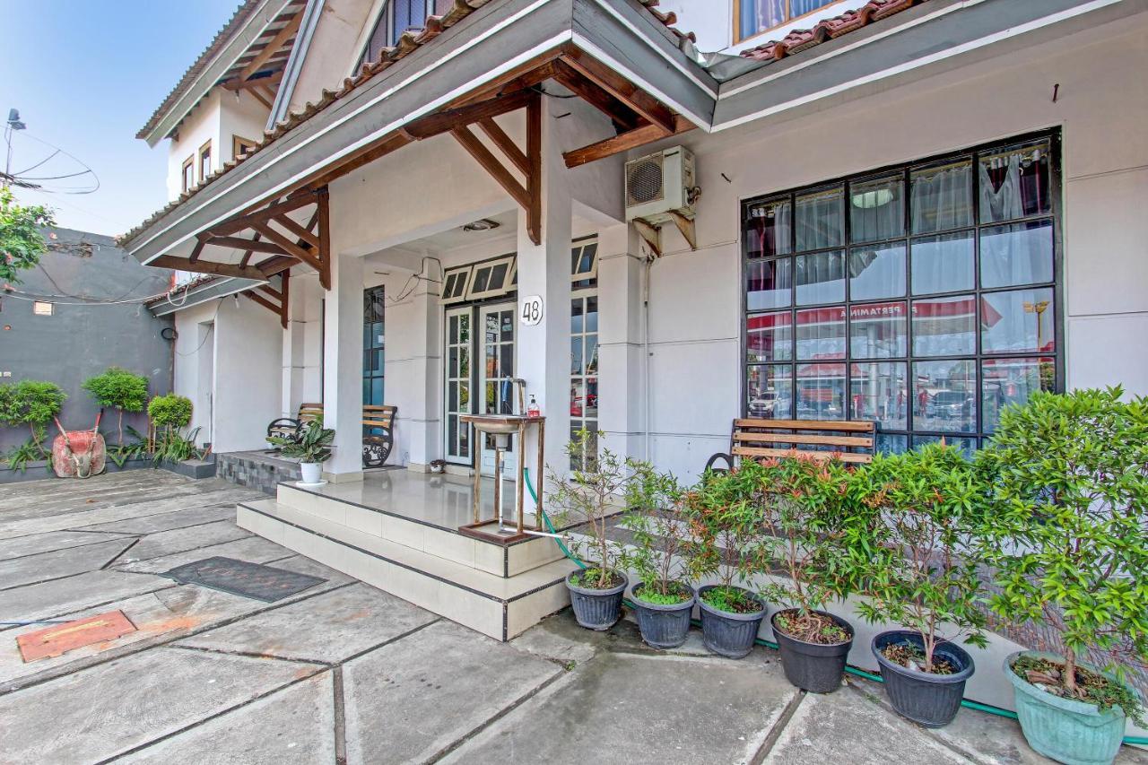 Oyo 91525 Hotel Bugisan Ngabean Exteriör bild